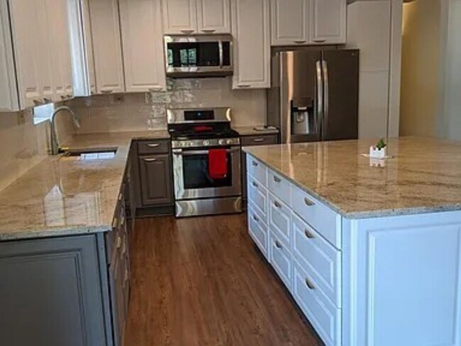 Building Photo - OTM- HOME IN WEST SEDONA