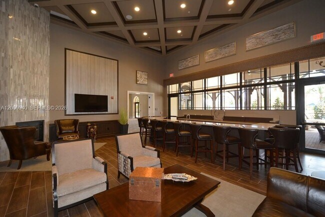 Building Photo - 8630 Lakeside Bnd