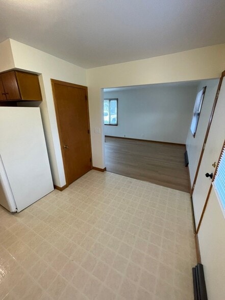Building Photo - 2933 Leslie Ln