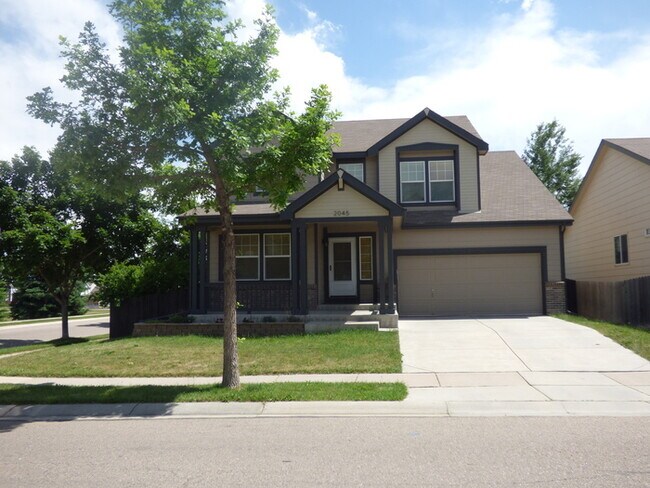 Building Photo - Stunning 4 bedroom/ 2.5 bath home with 2 car Attached Garage in Fort Collins, Colorado