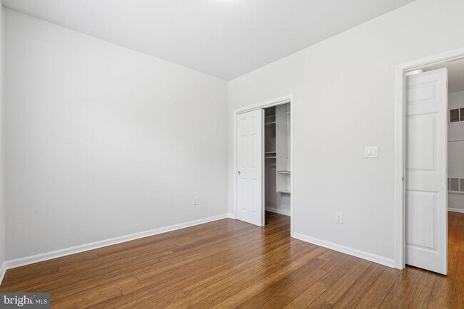 Building Photo - 6495 Tayack Pl