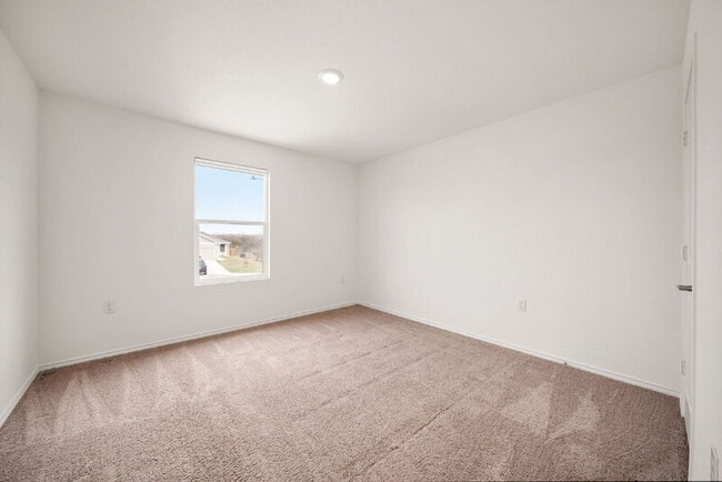 Building Photo - 5703 Dewberry Run