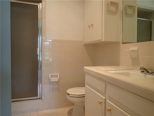Building Photo - 7549 Brentcove Cir