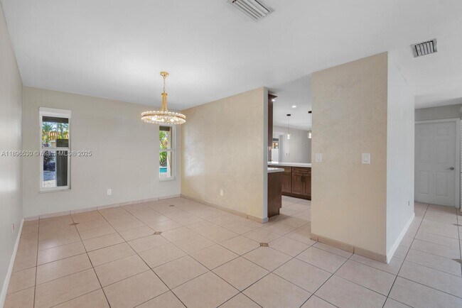 Building Photo - 14020 SW 38th St