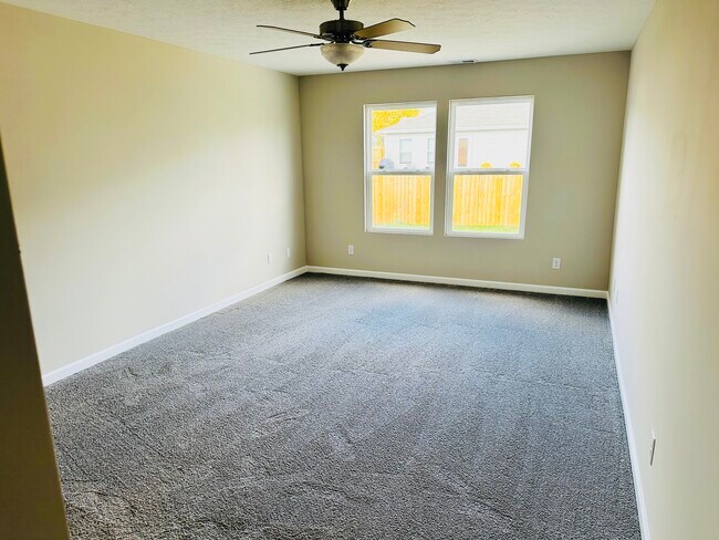 Building Photo - 174 County Rd 300 N