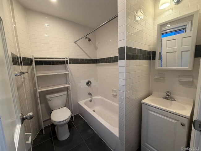 Building Photo - 1-81 Beach 90th St