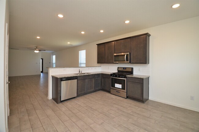 Building Photo - 5602 Tabula Rasa Dr