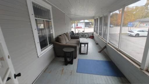 Building Photo - 2611 Commerce Blvd