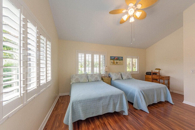 Building Photo - 917 Coquina Ln