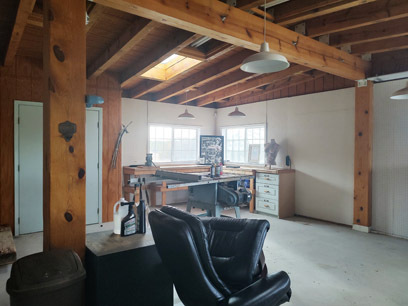 Lots of creative space! - 11 Quail Meadow Rd