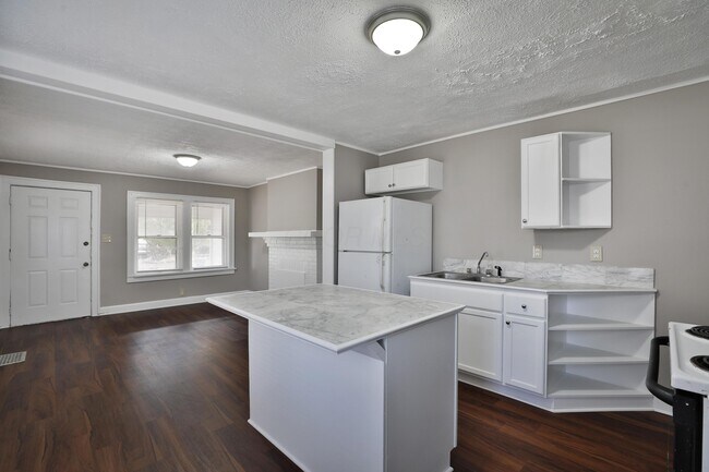 Building Photo - 2611 Beulah Rd