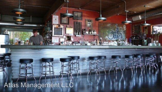 Building Photo - 4975 NE 14th Pl