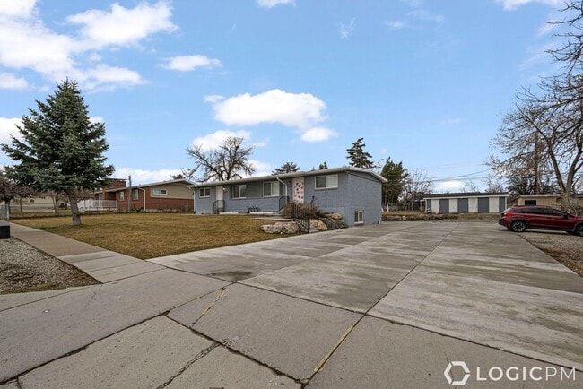 Building Photo - 4218 S 4800 W