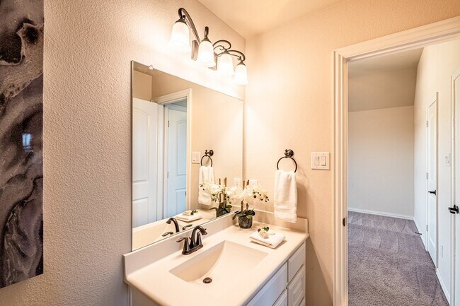 Building Photo - 9006 Forest Park Ct
