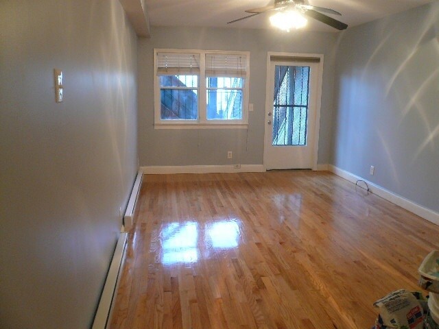 Building Photo - 342 4th St