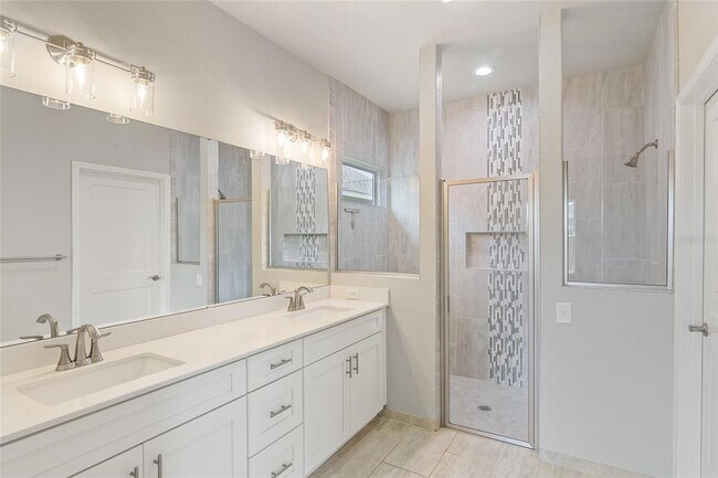 Building Photo - 1689 SW 71st CIR