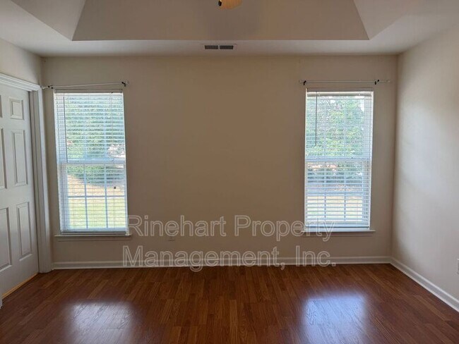 Building Photo - 737 Atherton Way