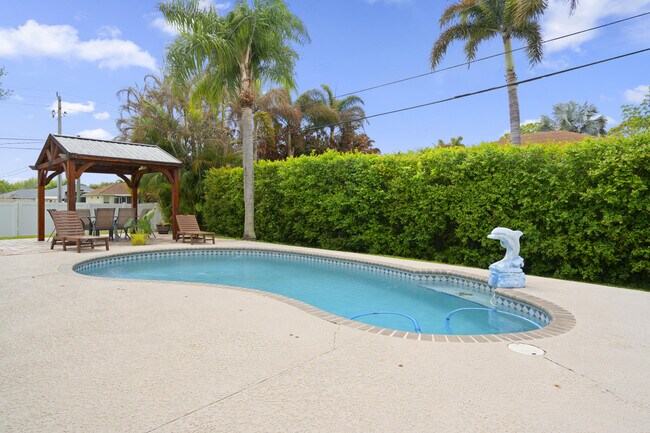 Building Photo - 3238 SW Constellation Rd