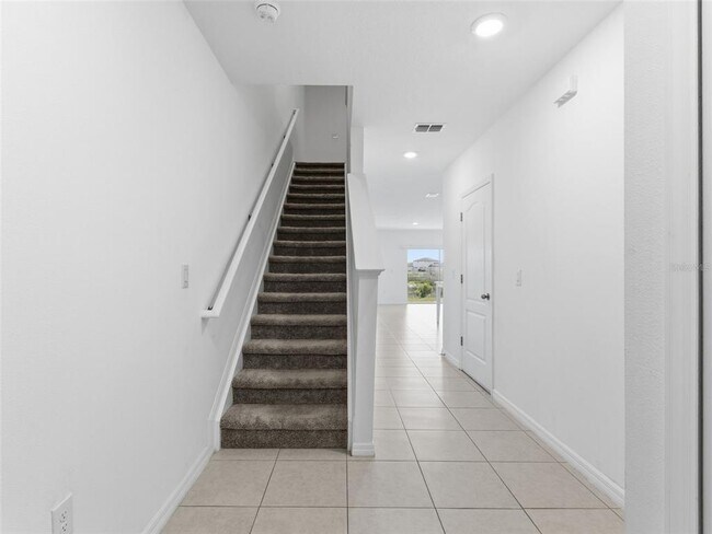 Building Photo - 32156 Pond Apple Bnd