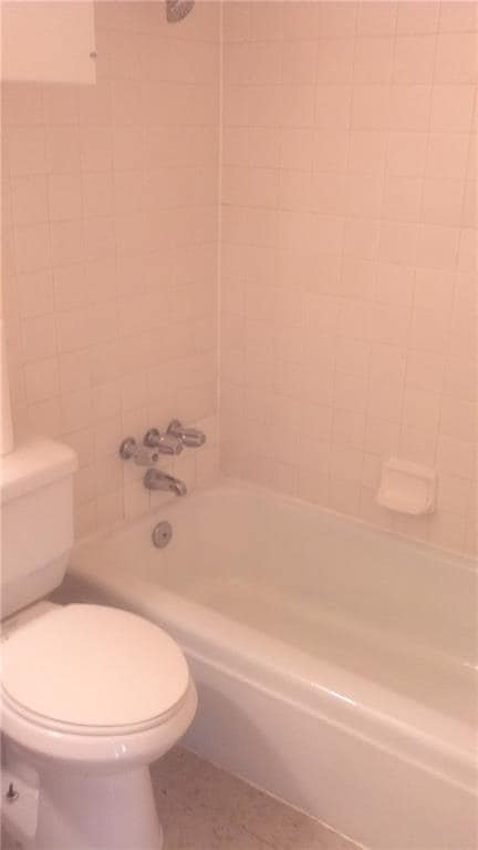 Building Photo - 9410 Quail Meadow Dr