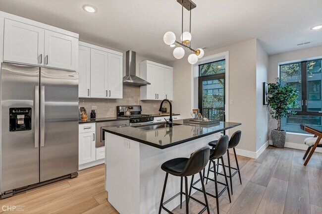 Building Photo - Abode 1214