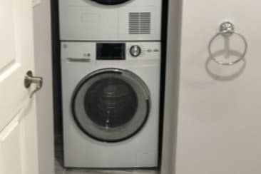 Building Photo - 60 V St NW