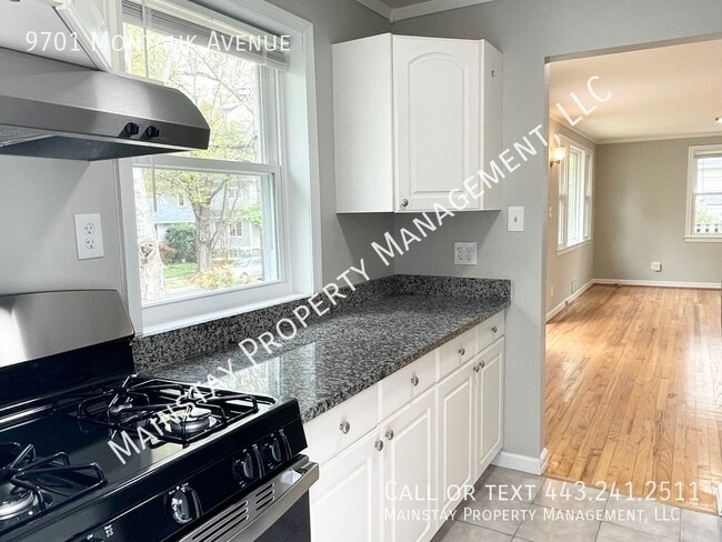 Building Photo - 9701 Montauk Ave