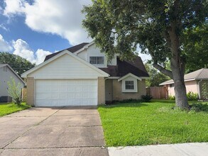 Building Photo - 1527 Lazy Spring Dr