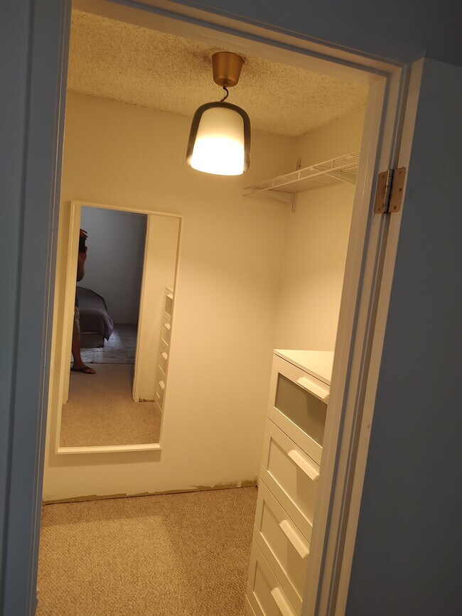 Walk i Primary closet - 2641 Anchor Ave