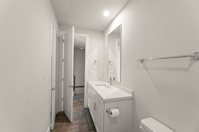 Building Photo - 9651 Kings Cross Station