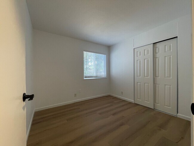 Building Photo - 2858 Gavilan Dr