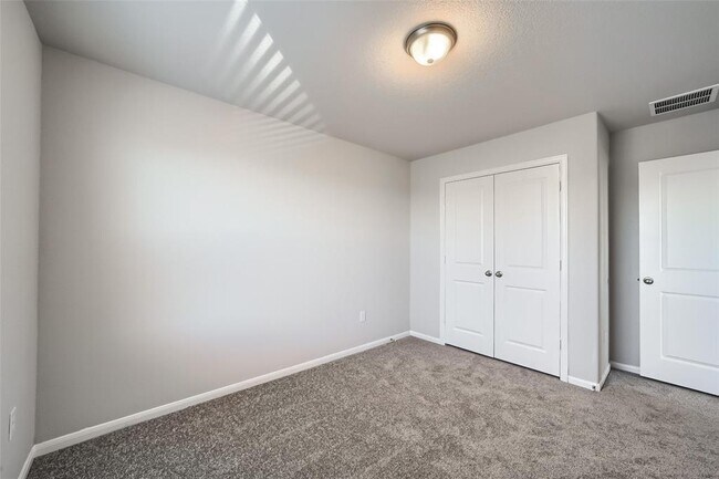 Building Photo - 157 Gamble Dr