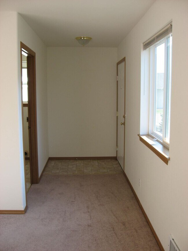 Building Photo - 1487 NW Elwha St