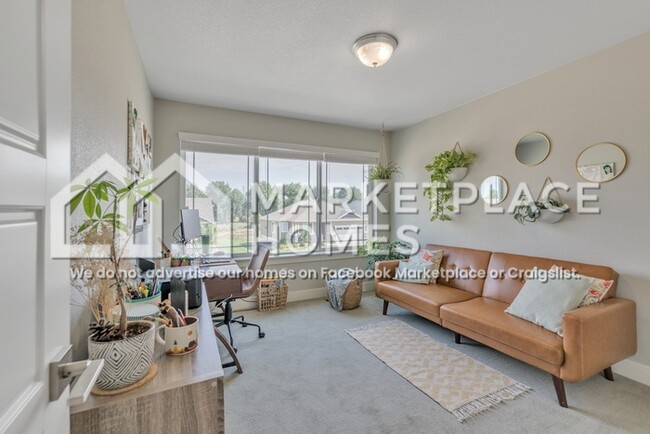 Building Photo - 8122 River Run Dr