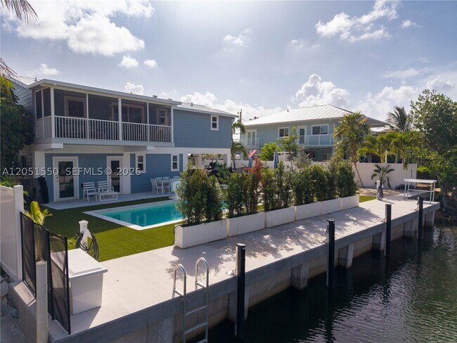 Building Photo - 129 Nautilus Dr