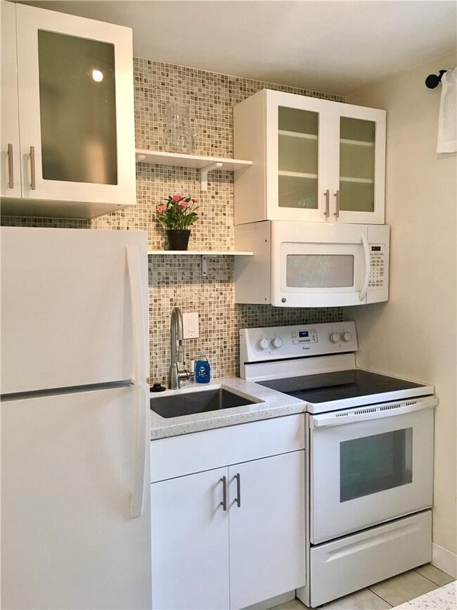 Building Photo - 508 Antioch Ave