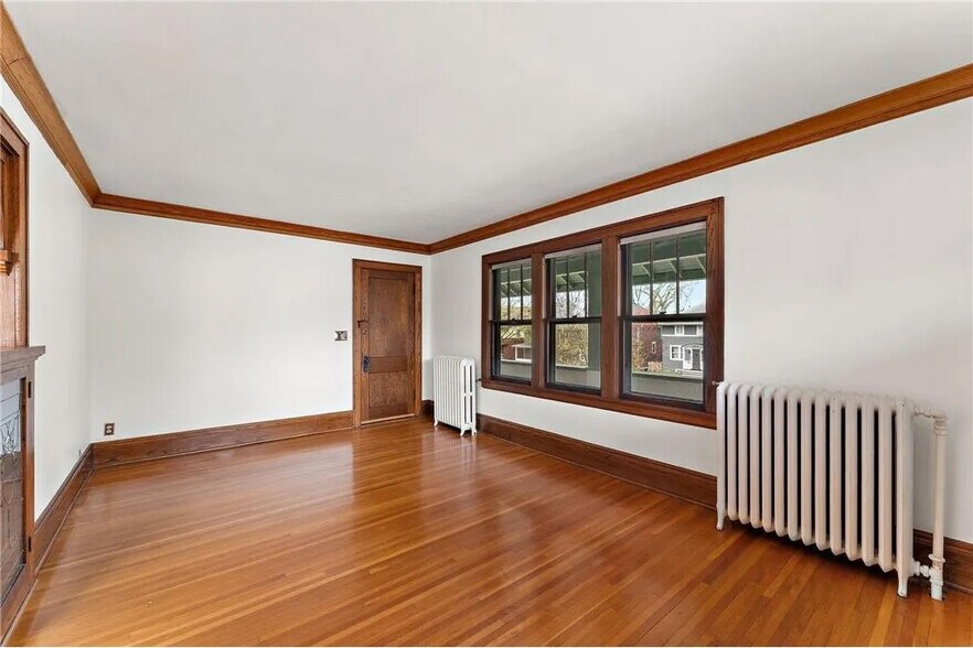 Building Photo - 2017 Laurel Avenue