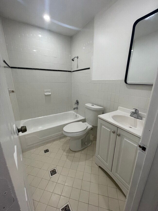 Building Photo - 20500 SW 92nd Pl