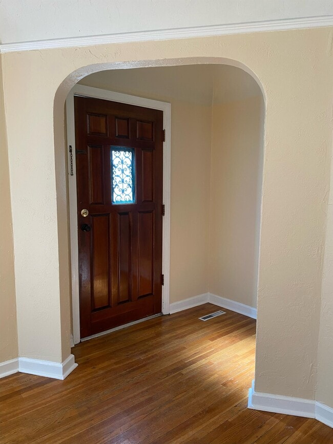Building Photo - 1397 E 1300 S