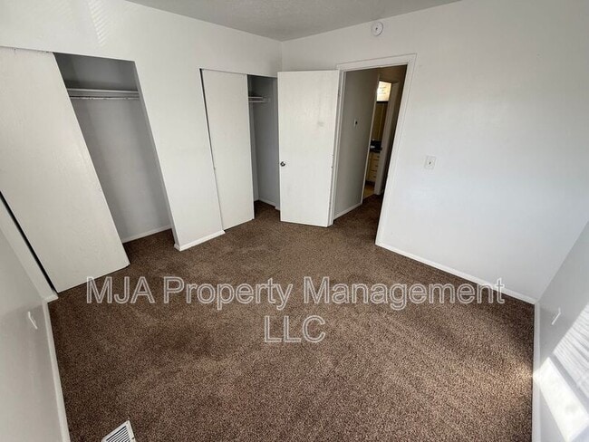 Building Photo - 1413 W 1650 N