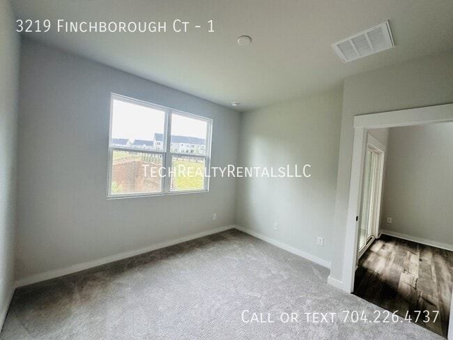 Building Photo - 3219 Finchborough Ct