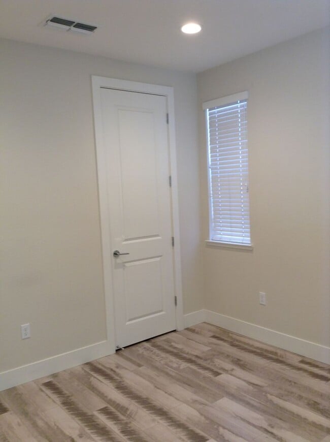 Building Photo - Excellent home in Livermore
