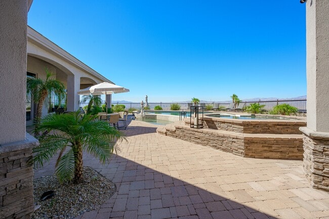 Building Photo - 1362 Pioneer Trail