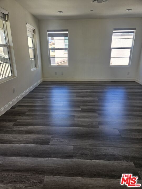 Building Photo - 1671 Yarrow Pl