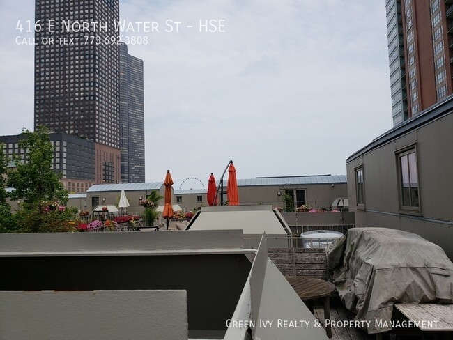 Building Photo - 416 E North Water St