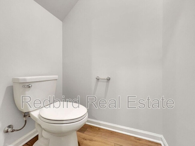 Building Photo - 1611 Manuka Ln