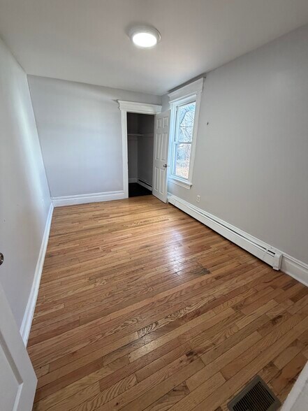 Building Photo - 75 N 15th St