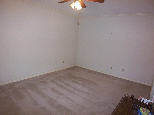 Building Photo - 18075 Partridge Green Dr