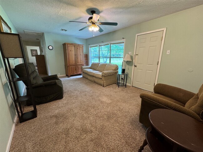 Building Photo - 2300 Bowler Rd