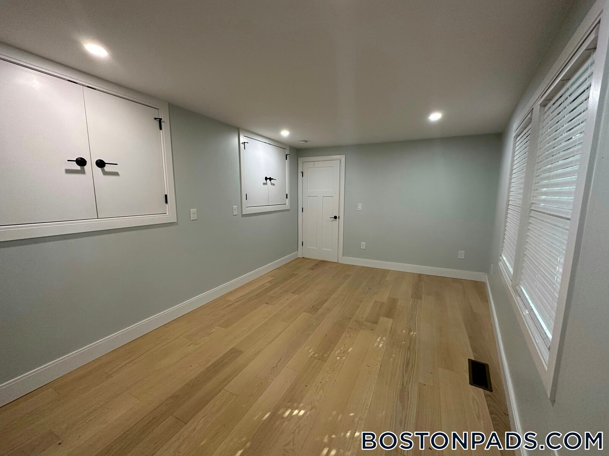 Building Photo - 3 Walley St